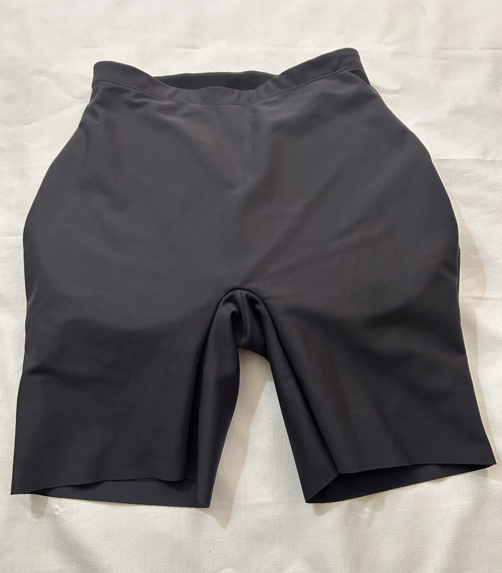 Skims Preowned Women's Butt Enhancing Padded Shorts Black Size XS
